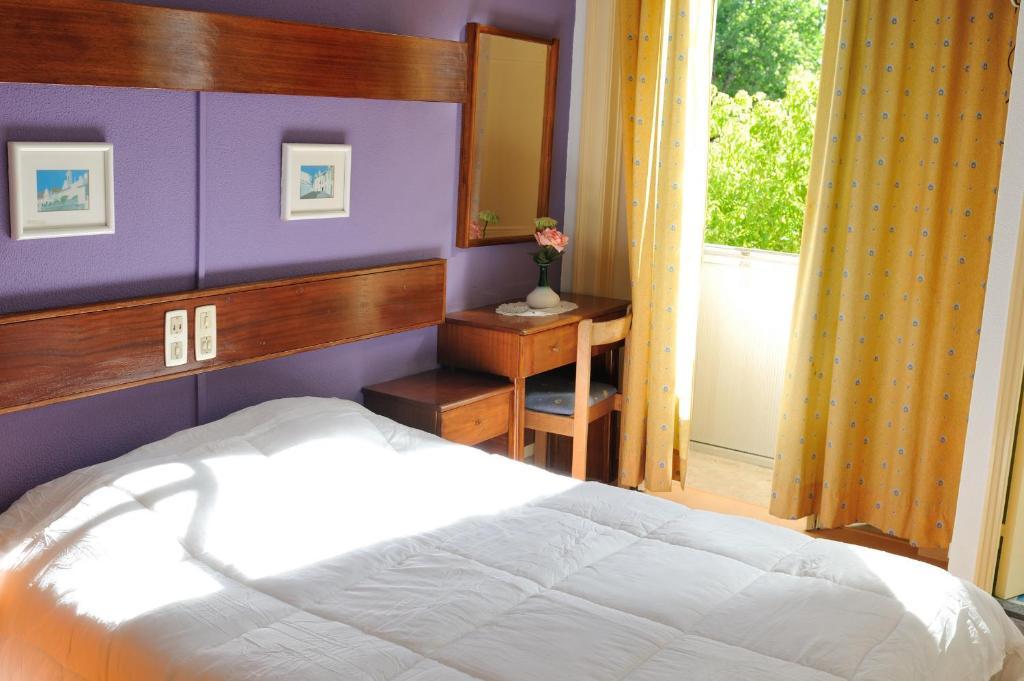 Residencial Moderna Hotel Фигейра да Фош Стая снимка