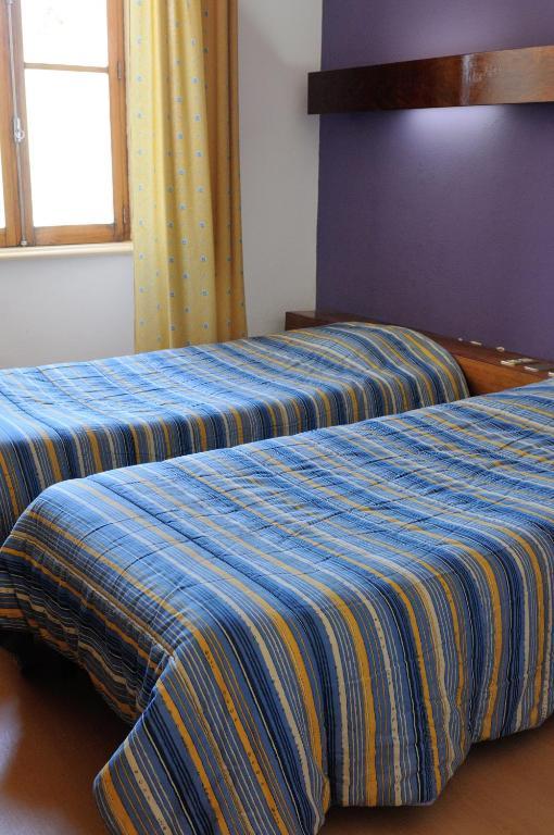 Residencial Moderna Hotel Фигейра да Фош Стая снимка