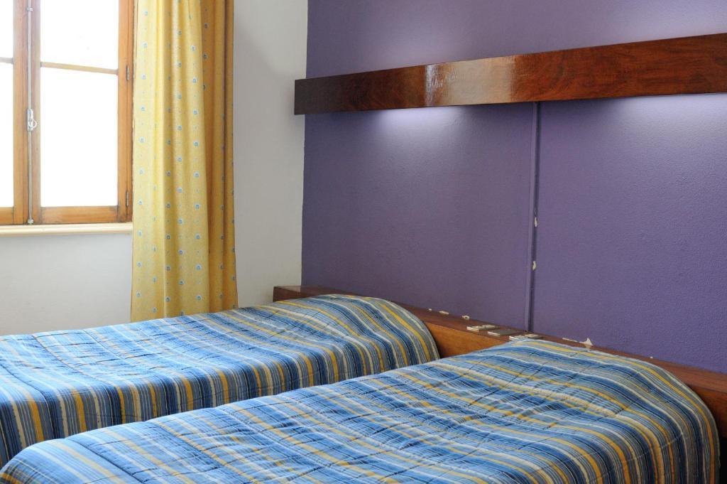 Residencial Moderna Hotel Фигейра да Фош Стая снимка