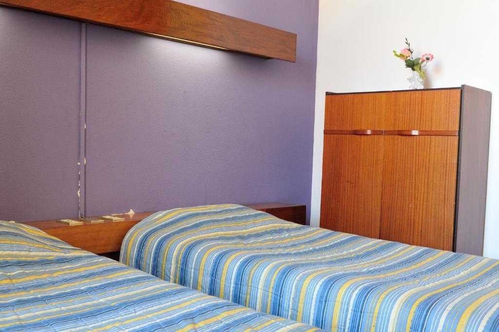 Residencial Moderna Hotel Фигейра да Фош Стая снимка