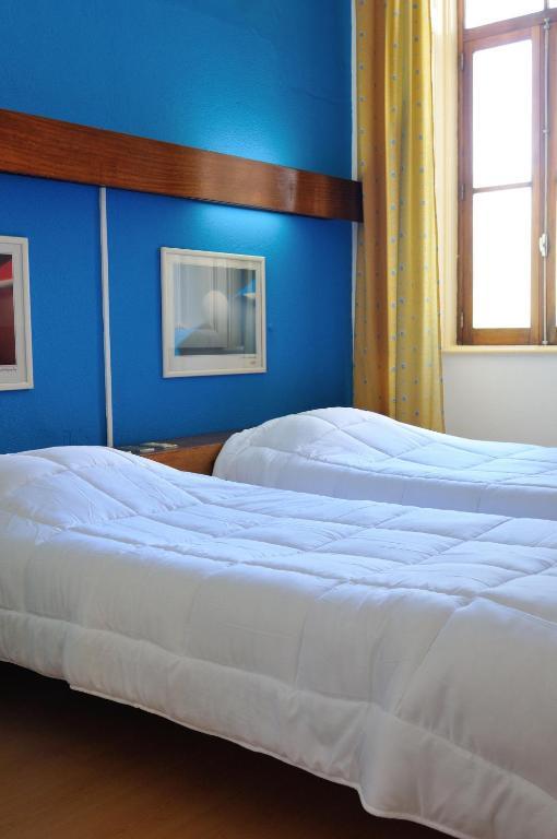 Residencial Moderna Hotel Фигейра да Фош Стая снимка